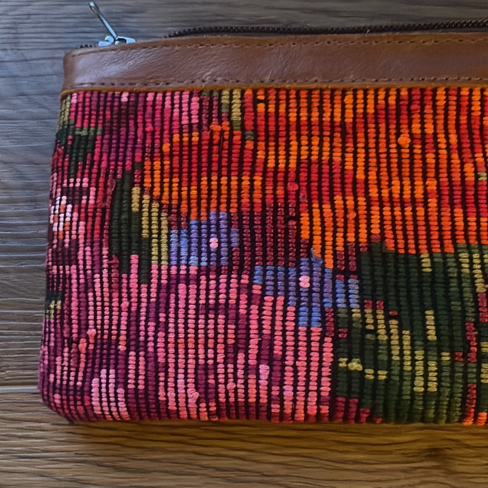 Nena & Co Floral Loomed Clutch/Wristlet - Picture 8 of 12